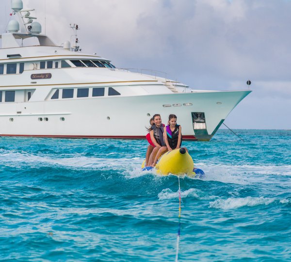 Palmer Johnson Motor Yacht LADY J - With Water Toys