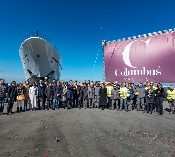 Palumbo Shipyard Celebrates Launch Of DRAGON Sport Hybrid 40