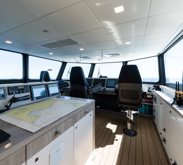 Panoramic Observation And Navigation Station