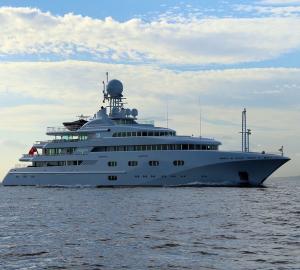 Pegasus VIII Starboard Profile