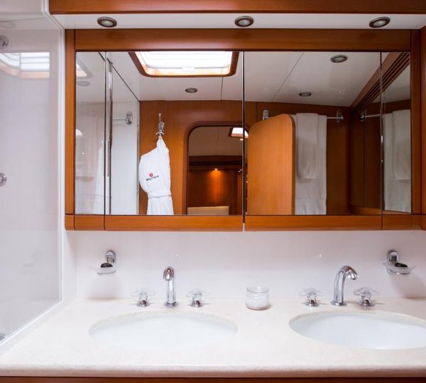 Private Ensuite SY RAPTURE