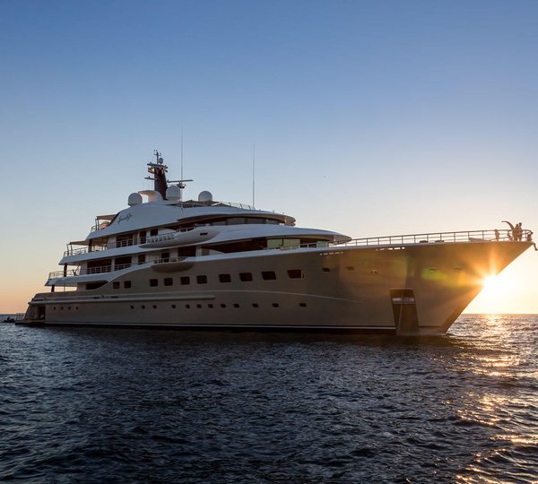 Profile - Limited Edition 272 Amels Yacht - From EUR€ 1,200,000