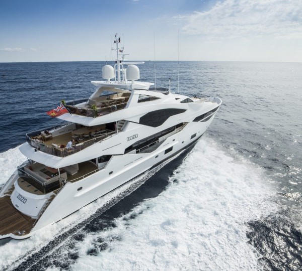 Sistership to motor yacht QUANTUM