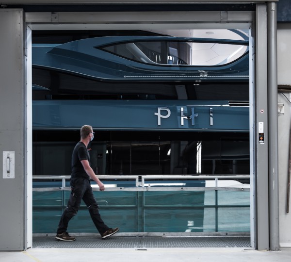 Royal Huisman Project 403 PHI Detail 