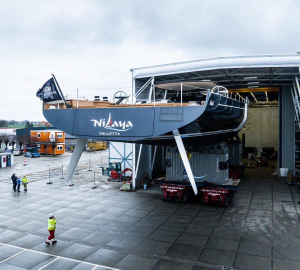 Royal Huisman luxury yacht NILAYA Project 405