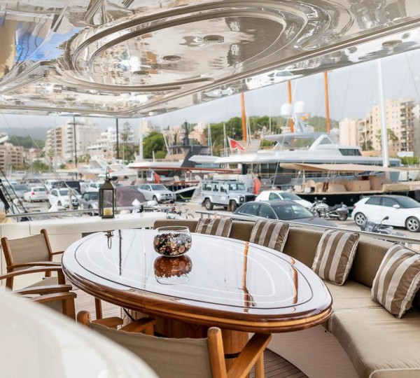 SETAI Exterior - Main Dining Area