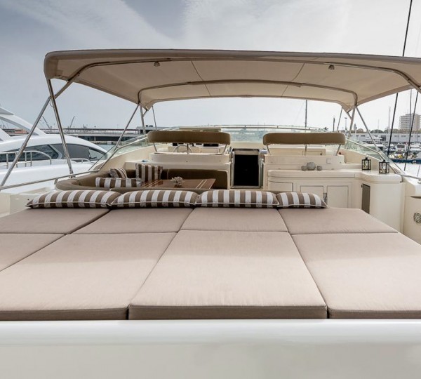 SETAI Exterior - Topdeck