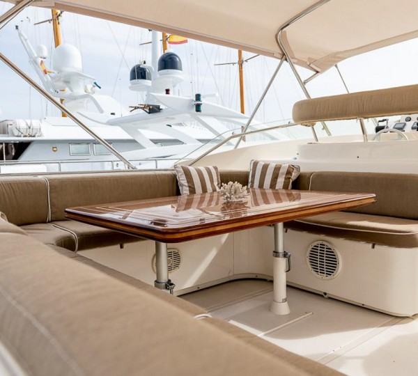 SETAI Exterior - Topdeck