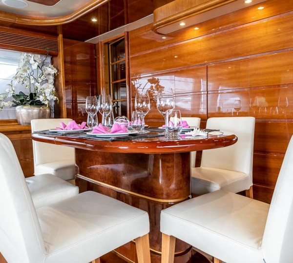 SETAI Interior - Dining Area