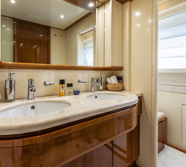 SETAI Interior - Master Cabin Ensuite