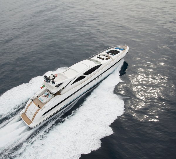 Mangusta 130 Underway