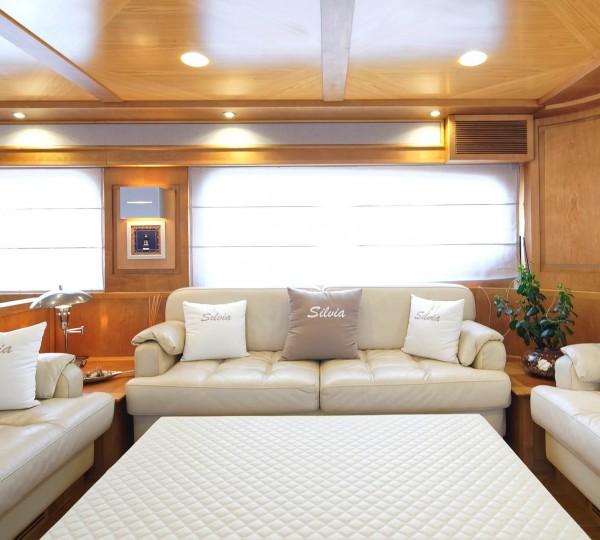 SILVIA Interior - Main Salon