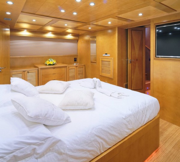 SILVIA Interior - Master Cabin