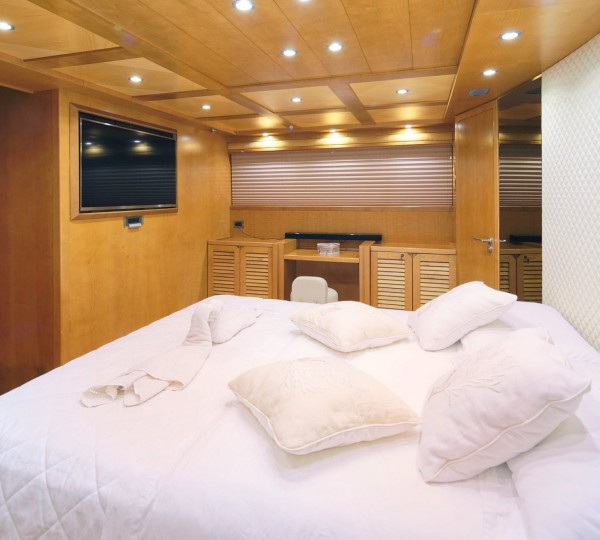 SILVIA Interior - Master Cabin