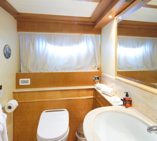 SILVIA Interior - Master Cabin Ensuite