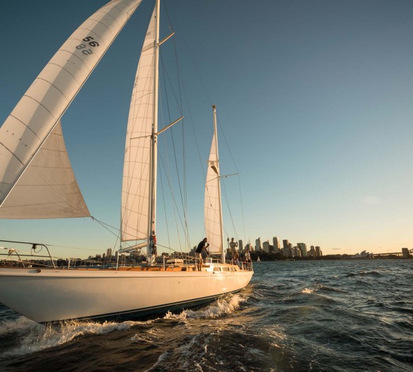 SOUTHWINDS Sailing Yacht Exterior