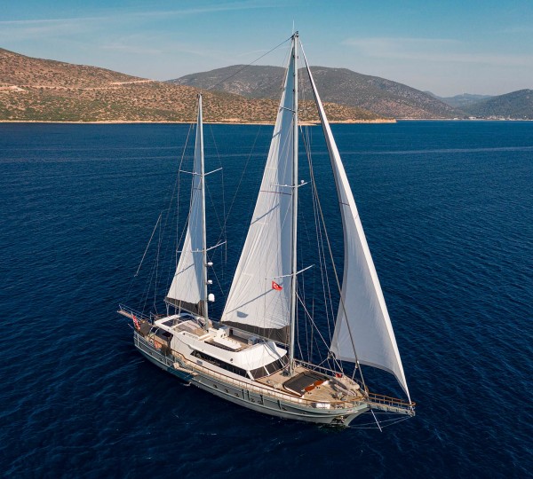Sail Yacht VIRTUOSO