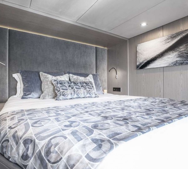 Sailing Catamaran AMAYA Cabin 2