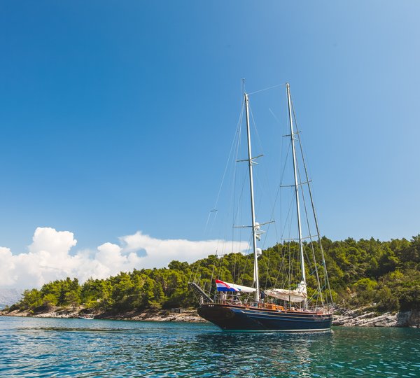 Sailing Yacht Lauran - Croatia  