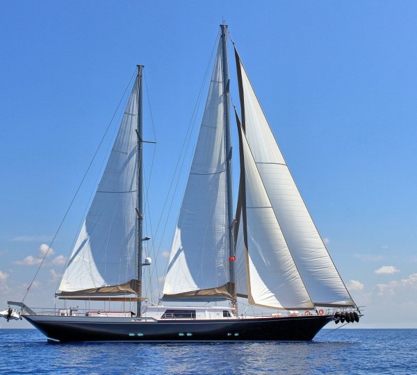 Sailing Yacht MOSS