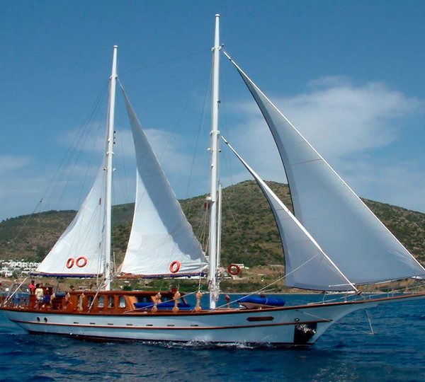 Sailing Yacht ADARA