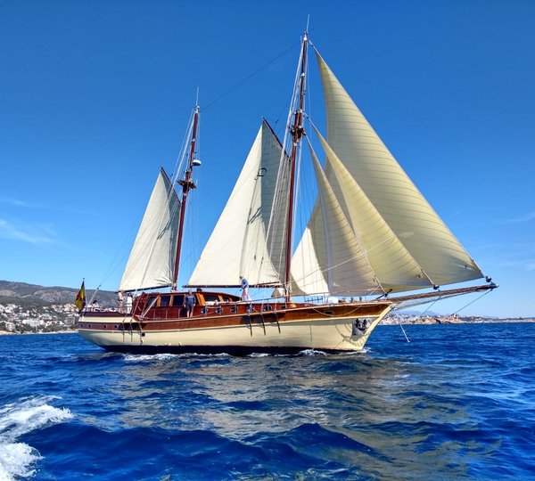 Sailing Yacht DIRDAM