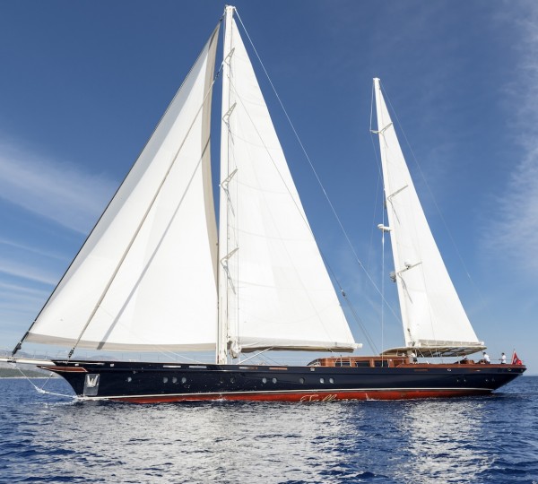 Sailing Yacht SALLYNA