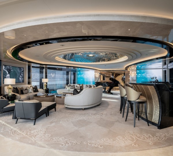 Salon With Entertainment Area