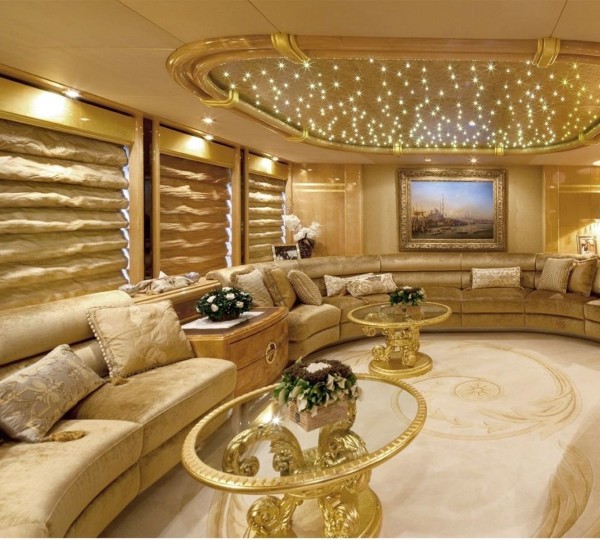 Salon With Incredible Decor