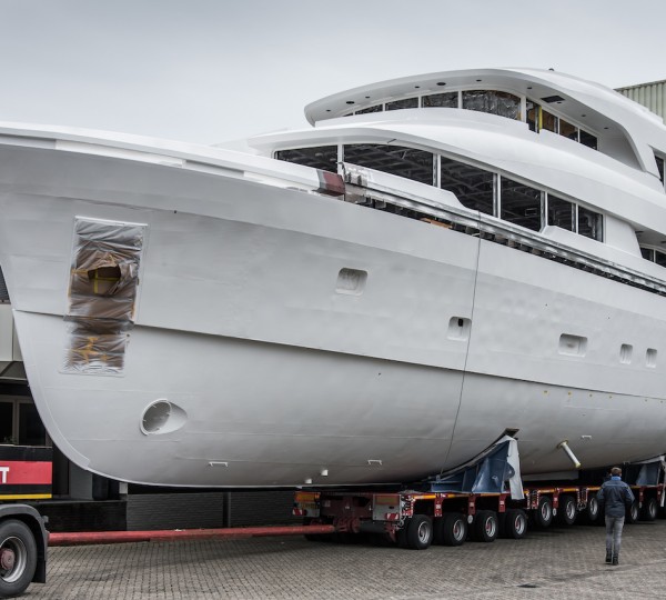 Second Hull Of Moonen Martinique Series