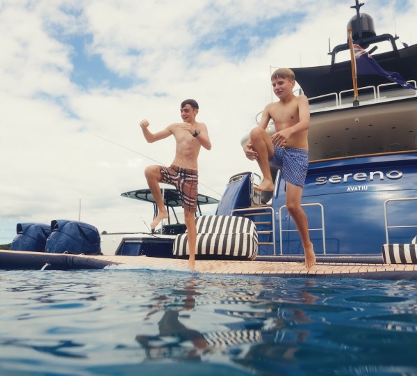 Sereno Yacht - Family Fun