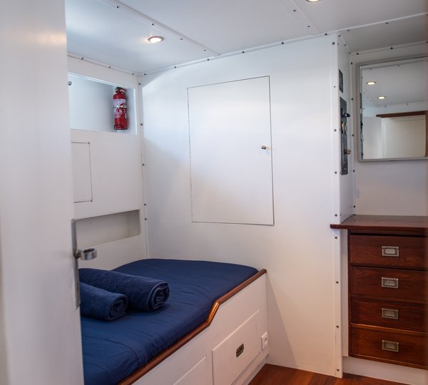 Single Cabin Starboard