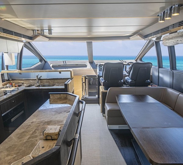 Sistership - Dining And Galley