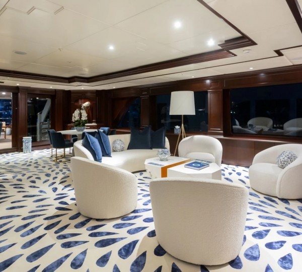 Skylounge Looking Aft