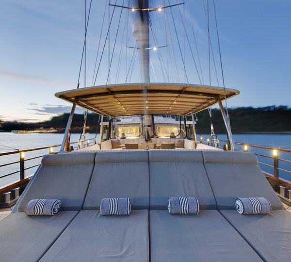 Southern Cloud Sunbeds