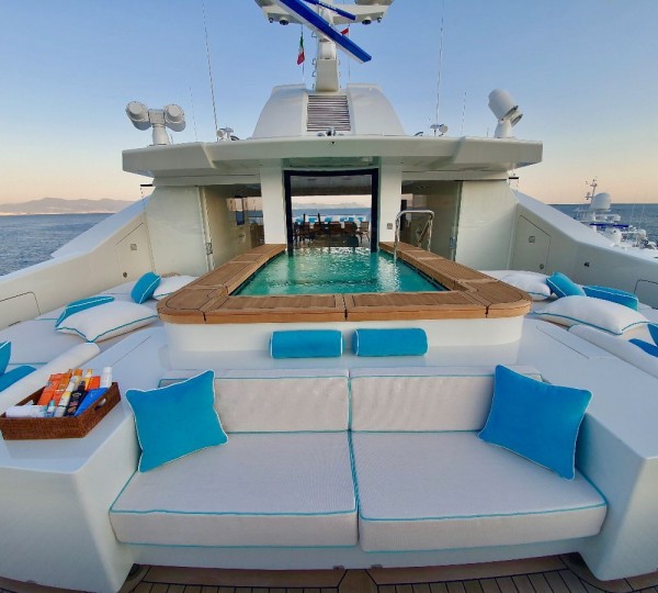 Spa Pool With Sunbathing Area