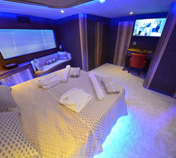 Spacious Guest Cabin