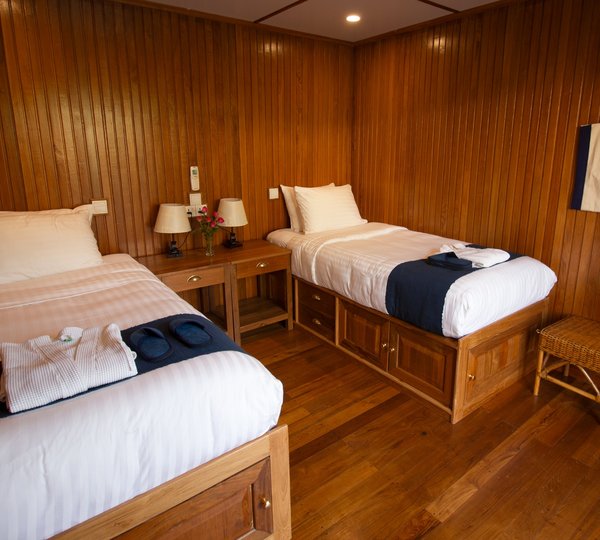 Spacious Twin Guest Cabin