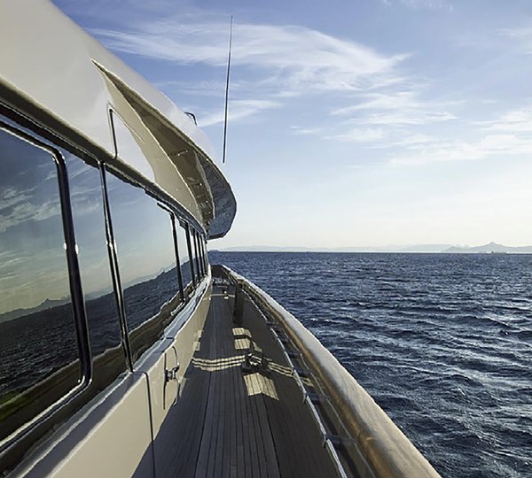 Sude Deck Leading To Bow