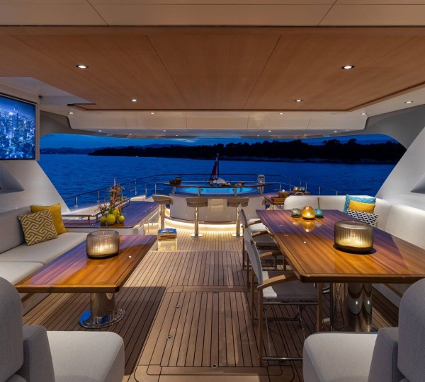 Sun Deck Dining Area