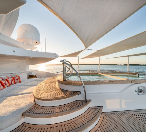 Sun Deck Jacuzzi Pool