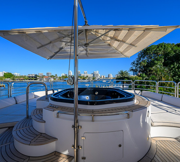 Sundeck Mini Pool With Sea Views