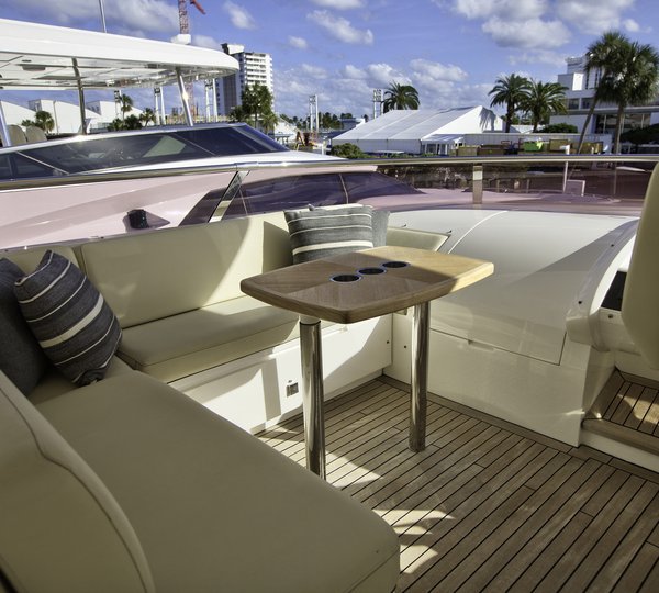 Sundeck Seating