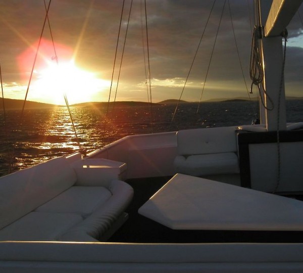 Sunset Flybridge