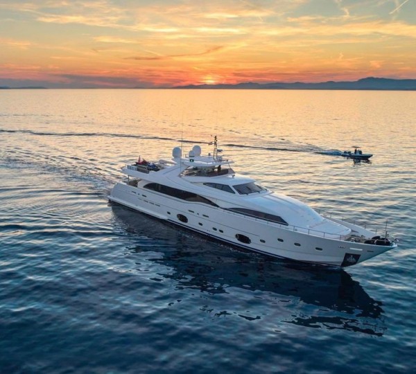 Superyacht ACCEPTUS