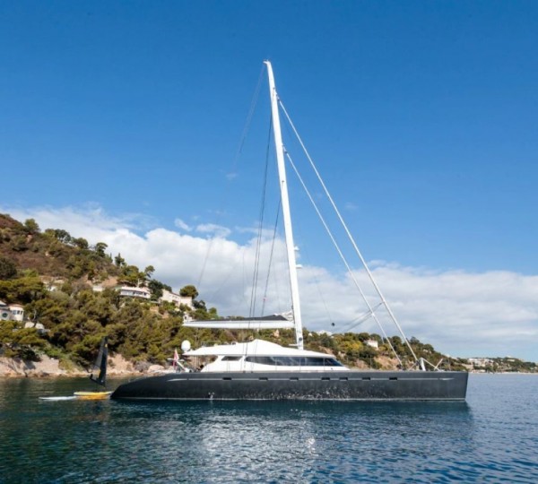 Superyacht ALLURES