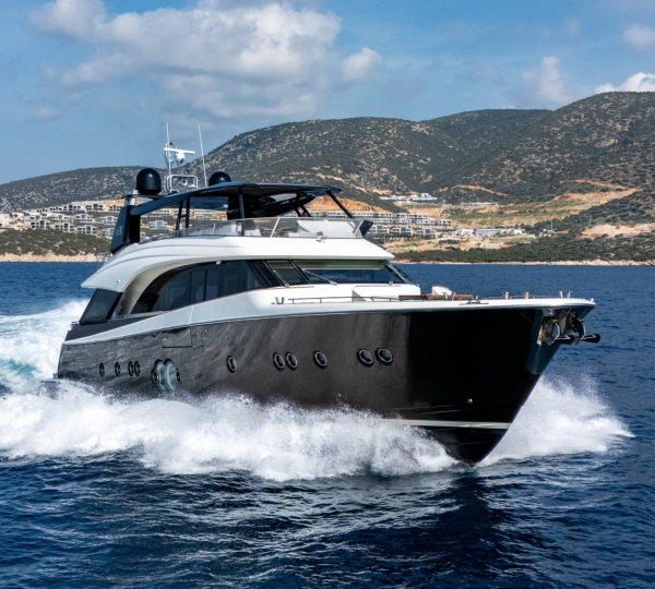 Superyacht BELLA LUNA