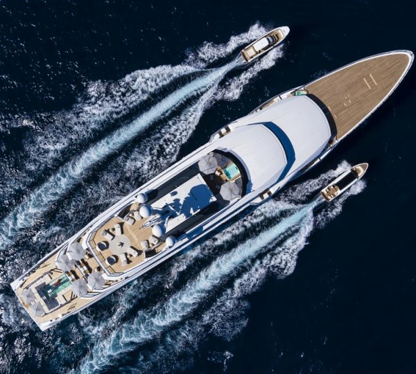 Superyacht DREAMBOAT With Tender 