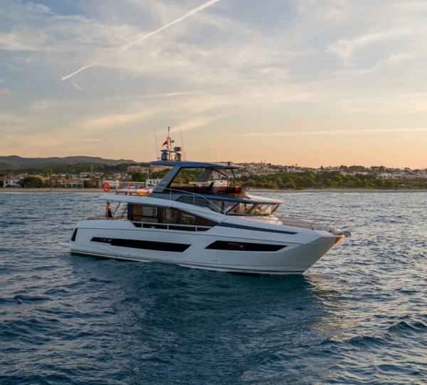 Superyacht ENTHUSIAST