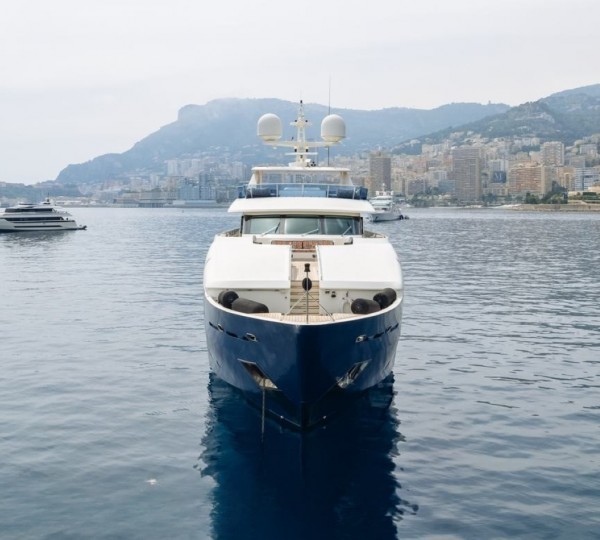 Superyacht IRAMA